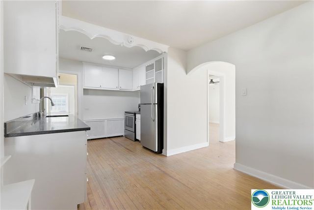 1224 Eaton Avenue, Bethlehem City, PA 18018