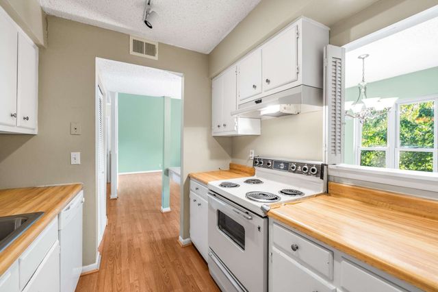 314 Summit Ridge Cir, Nashville, TN 37215