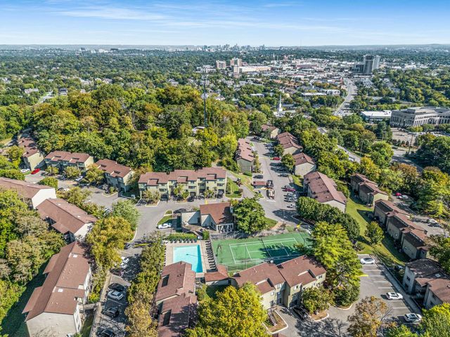 314 Summit Ridge Cir, Nashville, TN 37215