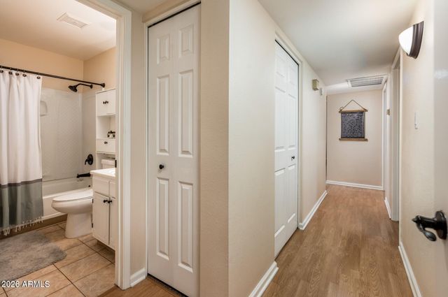 4515 W CONTINENTAL Drive, Glendale, AZ 85308