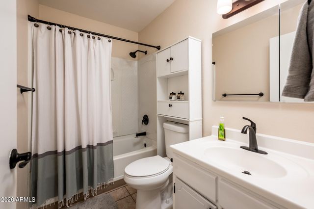 4515 W CONTINENTAL Drive, Glendale, AZ 85308