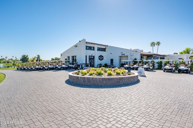4515 W CONTINENTAL Drive, Glendale, AZ 85308