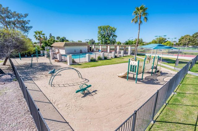 4515 W CONTINENTAL Drive, Glendale, AZ 85308