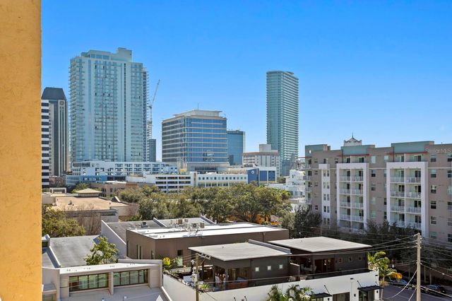 130 4TH AVENUE N 107, St Petersburg, FL 33701