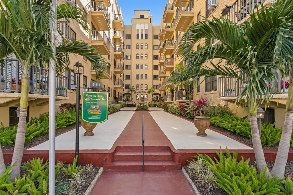 130 4TH AVENUE N 107, St Petersburg, FL 33701