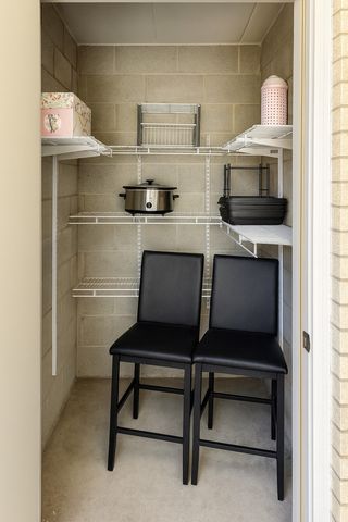 9250 Beloit Avenue 104, Bridgeview, IL 60455