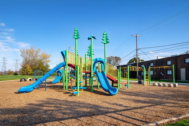 9250 Beloit Avenue 104, Bridgeview, IL 60455