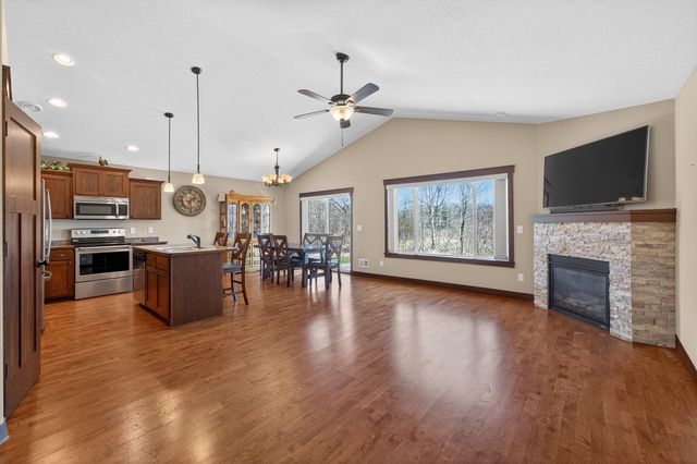 20303 Granada Avenue N, Forest Lake, MN 55025