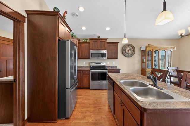 20303 Granada Avenue N, Forest Lake, MN 55025