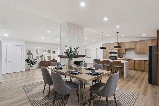 418 E LAKESHORE DRIVE, Ocoee, FL 34761