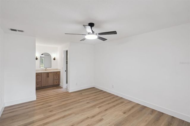 418 E LAKESHORE DRIVE, Ocoee, FL 34761