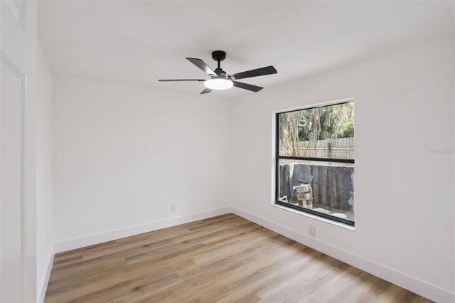 418 E LAKESHORE DRIVE, Ocoee, FL 34761