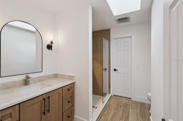 418 E LAKESHORE DRIVE, Ocoee, FL 34761