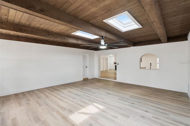 418 E LAKESHORE DRIVE, Ocoee, FL 34761