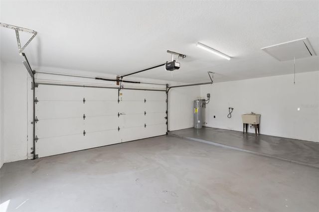 418 E LAKESHORE DRIVE, Ocoee, FL 34761