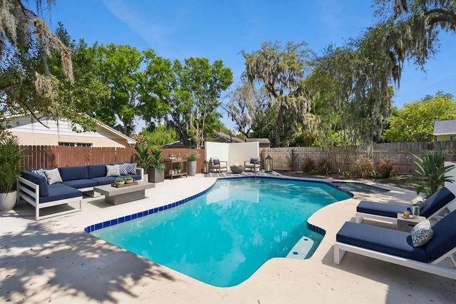 418 E LAKESHORE DRIVE, Ocoee, FL 34761