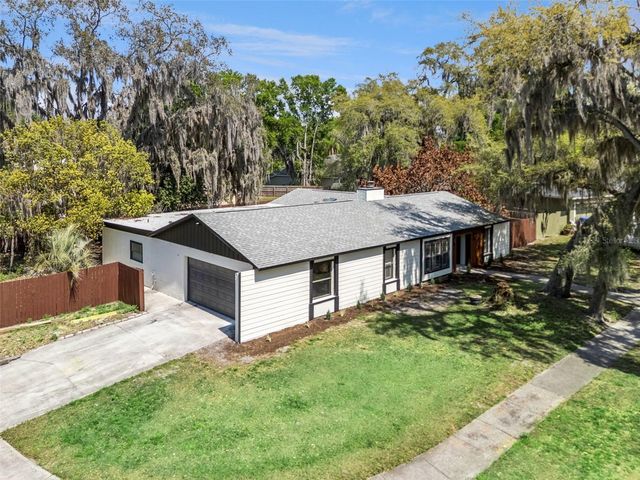 418 E LAKESHORE DRIVE, Ocoee, FL 34761