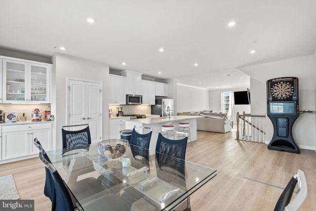 204 STATION DR, Dublin, PA 18917