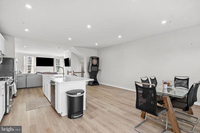 204 STATION DR, Dublin, PA 18917