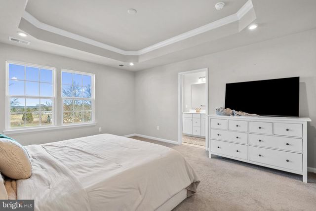 204 STATION DR, Dublin, PA 18917