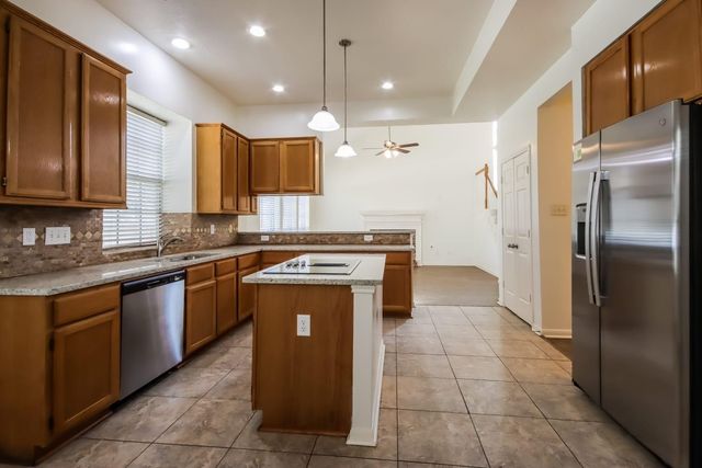 3811 Spruce Bay Drive, Houston, TX 77345