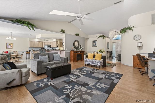 816 Balmoral Court, Inverness, FL 34453