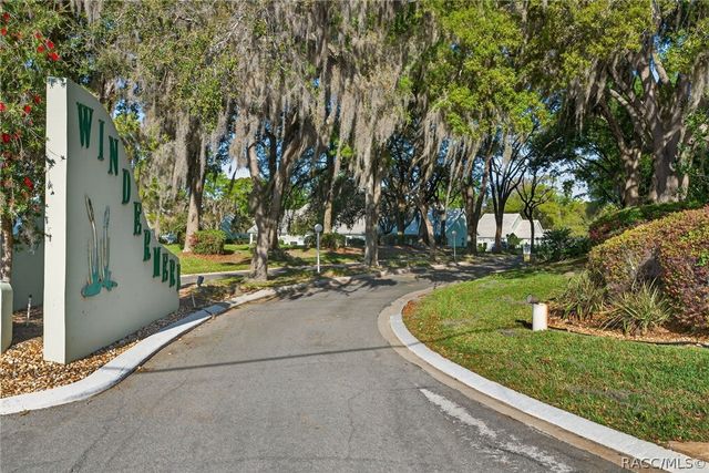 816 Balmoral Court, Inverness, FL 34453