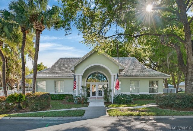 816 Balmoral Court, Inverness, FL 34453