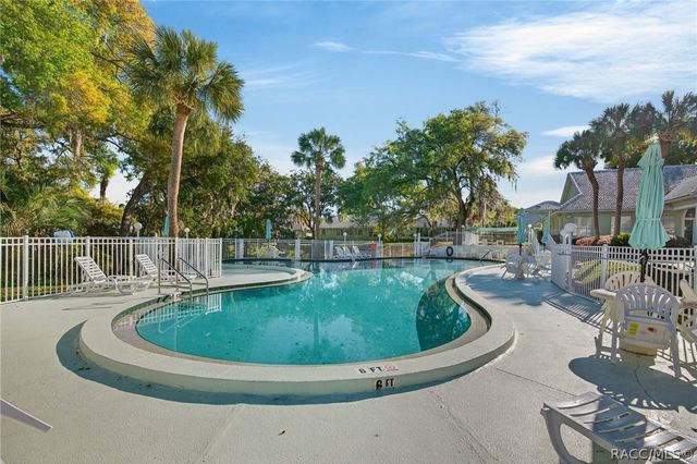 816 Balmoral Court, Inverness, FL 34453