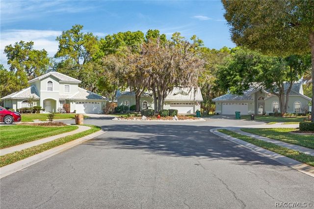 816 Balmoral Court, Inverness, FL 34453