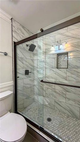 230 Peachtree Hollow Court, Atlanta, GA 30328