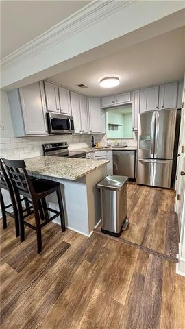 230 Peachtree Hollow Court, Atlanta, GA 30328