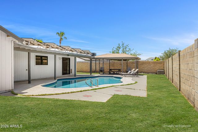 13828 N 41ST Place, Phoenix, AZ 85032