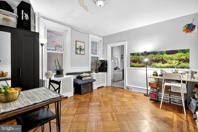 4314 PINE ST, Philadelphia, PA 19104