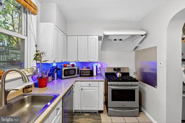 4314 PINE ST, Philadelphia, PA 19104