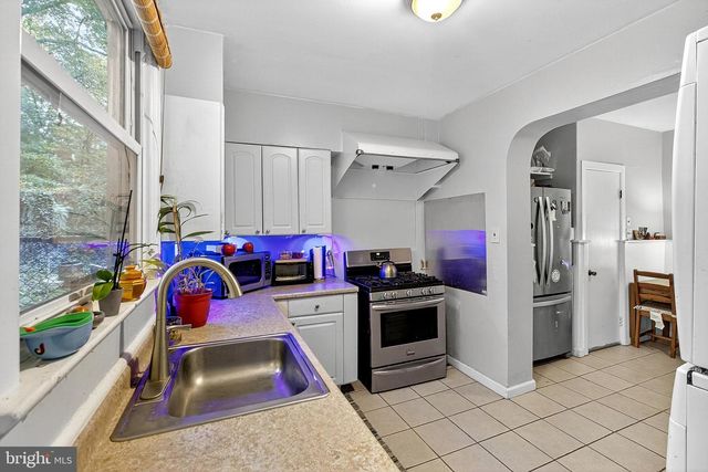 4314 PINE ST, Philadelphia, PA 19104