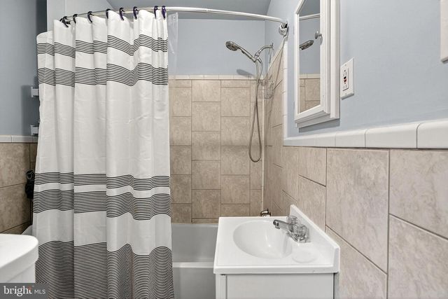 4314 PINE ST, Philadelphia, PA 19104