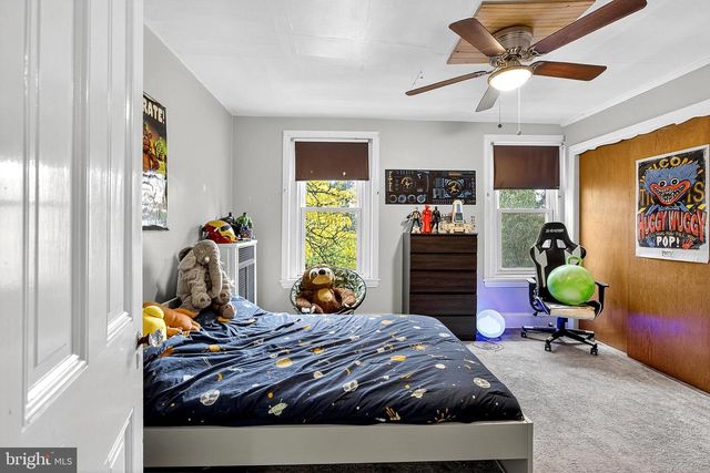 4314 PINE ST, Philadelphia, PA 19104