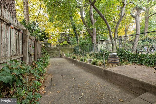 4314 PINE ST, Philadelphia, PA 19104