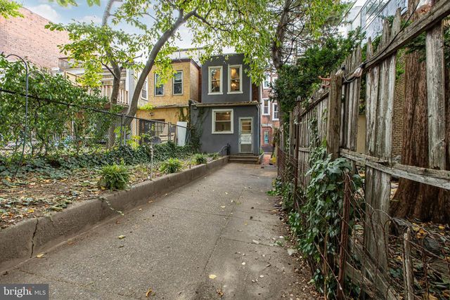 4314 PINE ST, Philadelphia, PA 19104