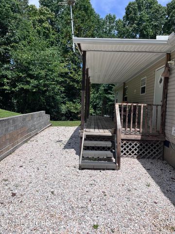 142 Lone Holly Lane, New Tazewell, TN 37825