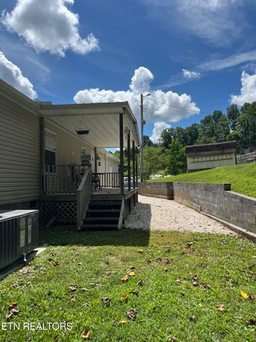 142 Lone Holly Lane, New Tazewell, TN 37825