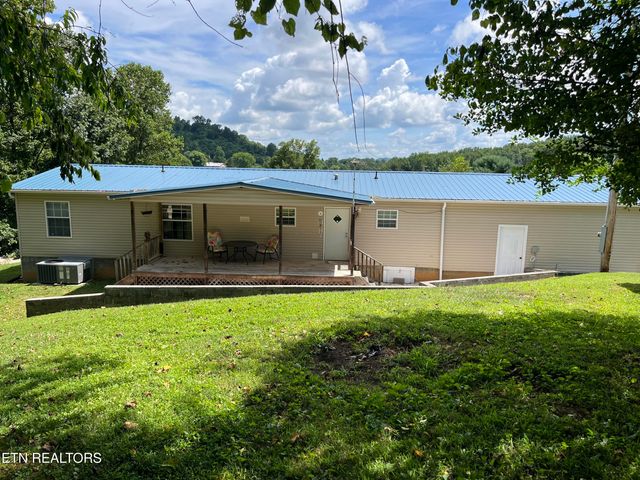 142 Lone Holly Lane, New Tazewell, TN 37825