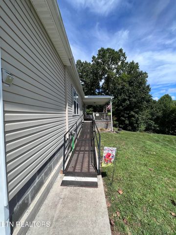 142 Lone Holly Lane, New Tazewell, TN 37825