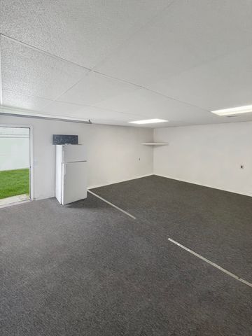 204 W Ypsilanti Avenue, Pontiac City, MI 48340