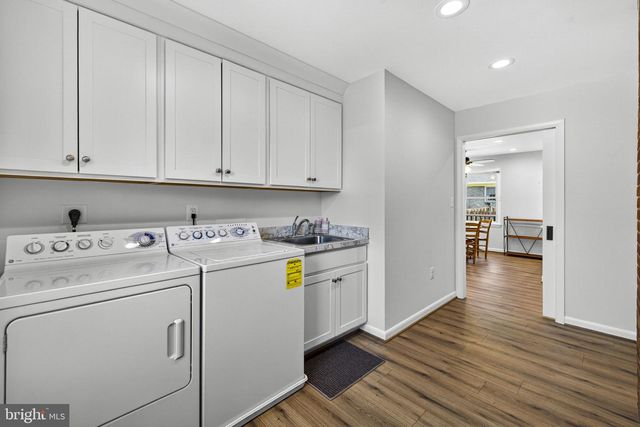 15 HAMILTON TERRACE DR, Hamilton, VA 20158
