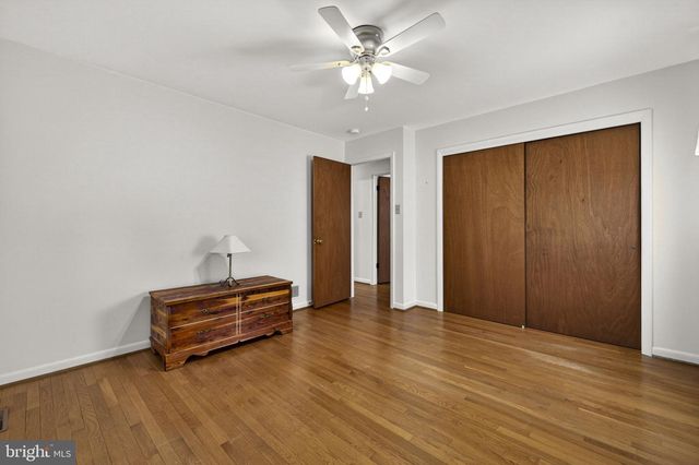 15 HAMILTON TERRACE DR, Hamilton, VA 20158