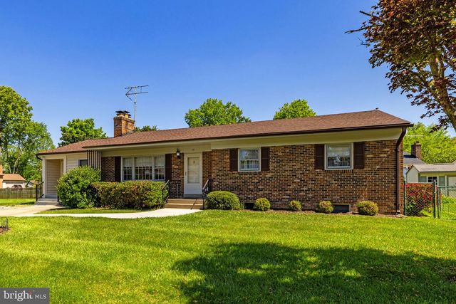 15 HAMILTON TERRACE DR, Hamilton, VA 20158
