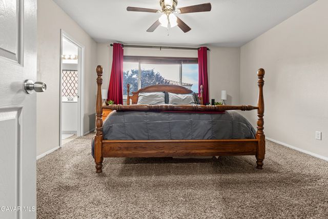 43481 30th Street Unit 2, Lancaster, CA 93536