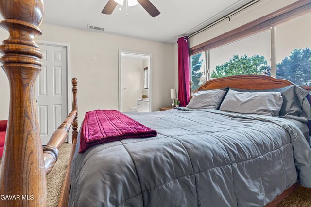 43481 30th Street Unit 2, Lancaster, CA 93536